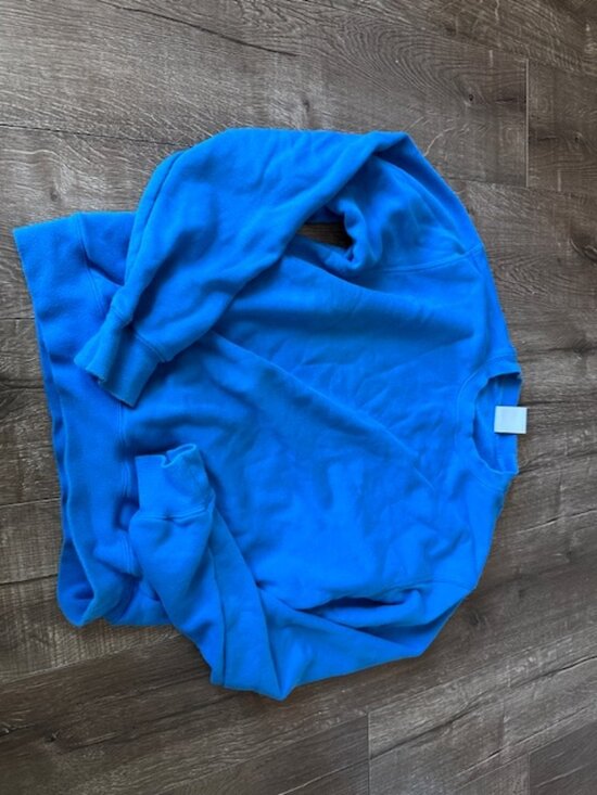 TNA Tops - TNA Vibrant blue sweatshirt